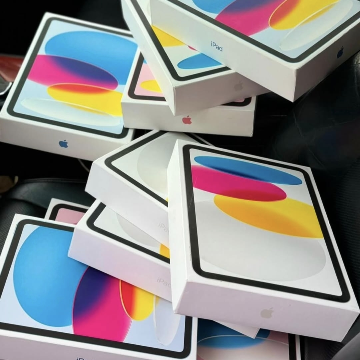 IPad 10th Generation 64GB WIFI 2022 11inch Sealed A14 Bionic chip