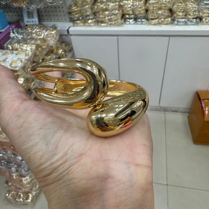 bracelet doré