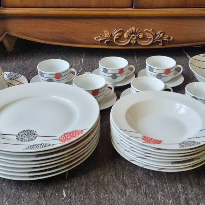 Service de table en porcelaine 50 pièces