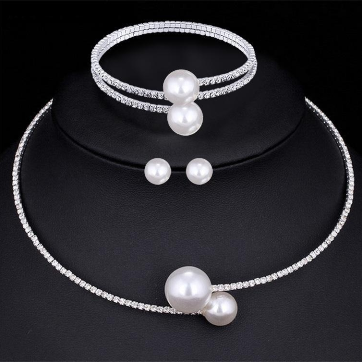 ensemble collier