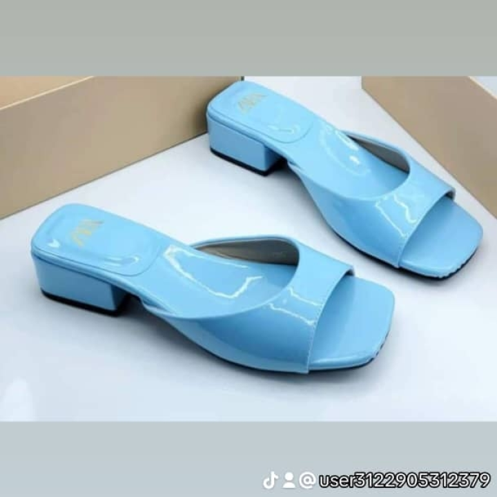 babouches bleu à talon