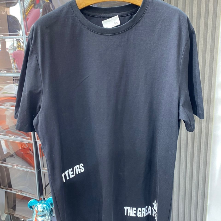 t-shirt noir