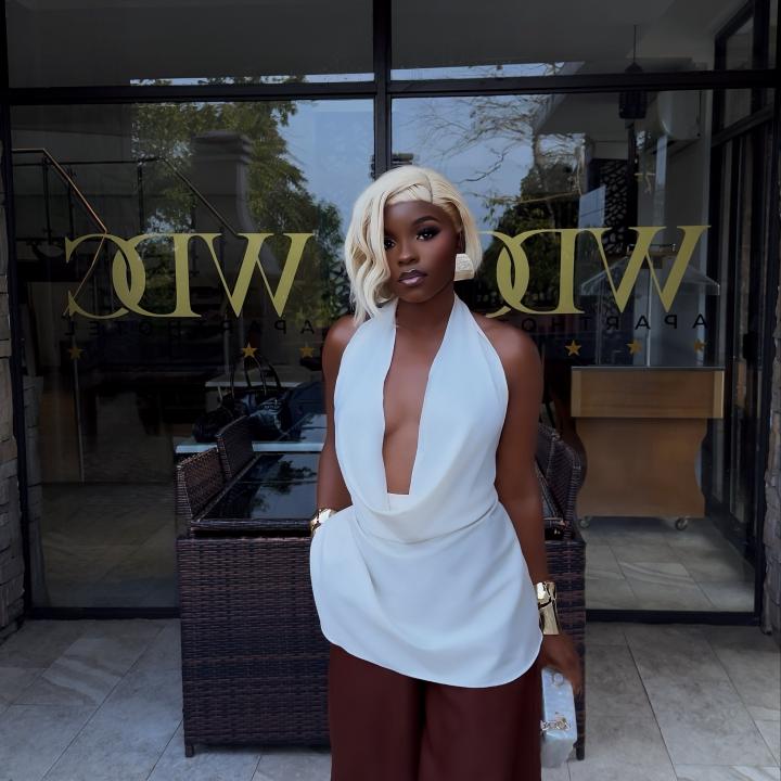 “Vi” dress