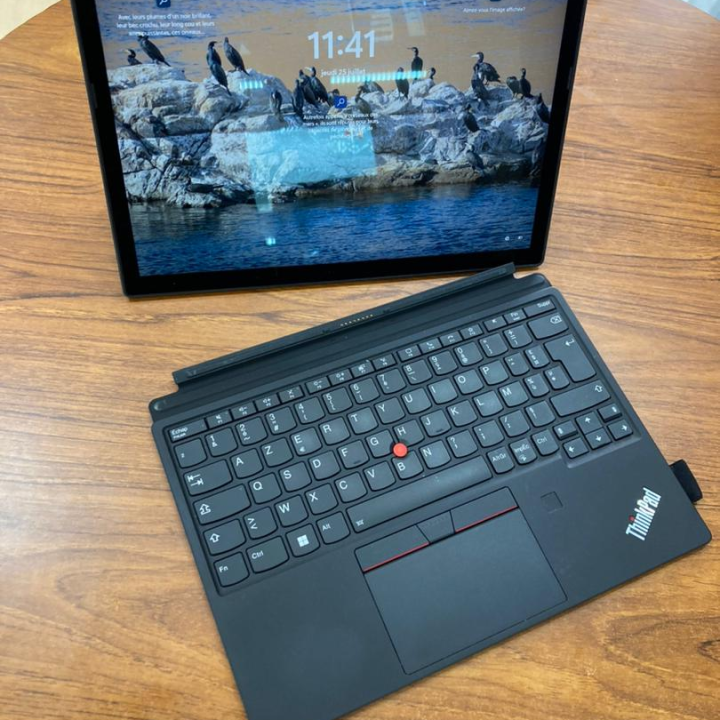 Lenovo Thinkpad X12