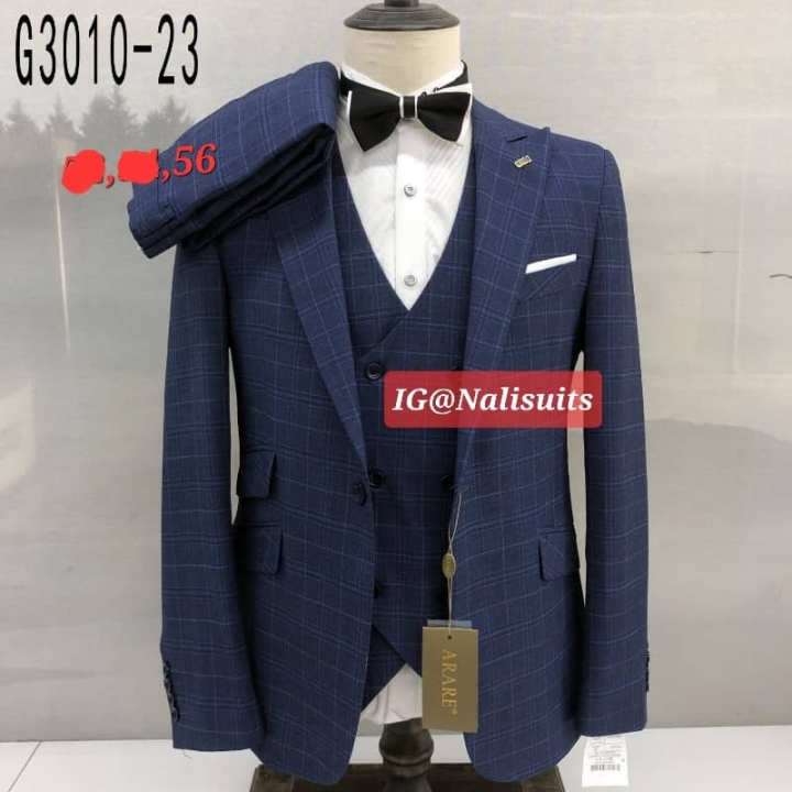 costume carrelé bleu