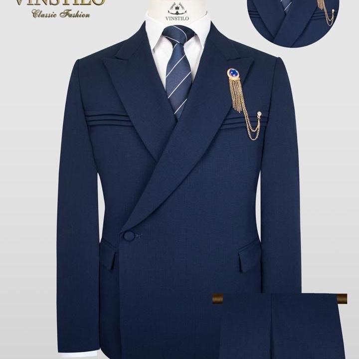 men’s suit