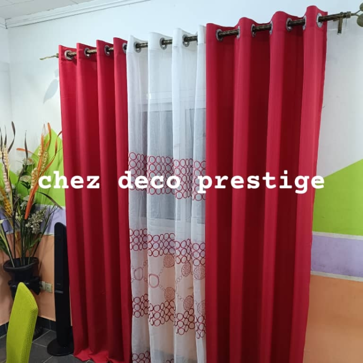 ensemble de trois rideaux