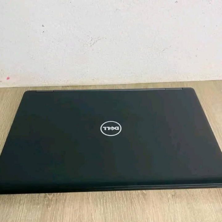 Dell latitude E5550 laptop