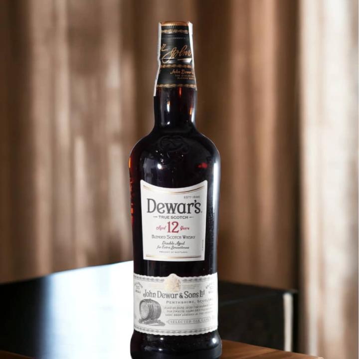 Dewar's 12 Year Old Blended Scotch Whisky