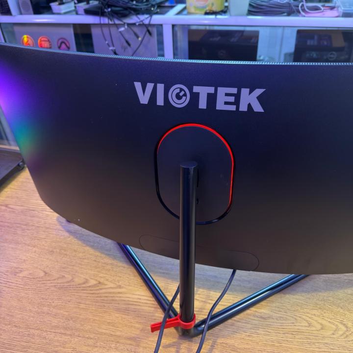 *Brand new VIOTEK®️*  *34"Gaming Borderless Monitor*  *Model No./GNV34DB*  *4k display*  *100Hz refresh rate*