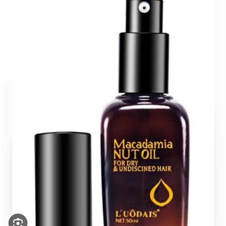 Bone straight oil