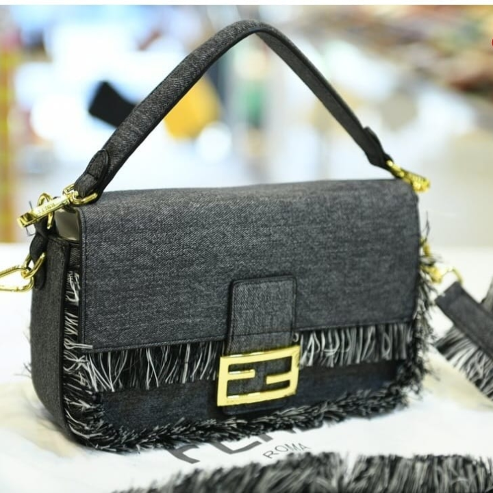 sac à main noir