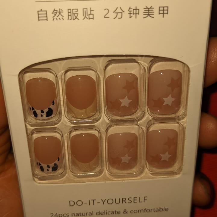 Short Tip Press-On Nails