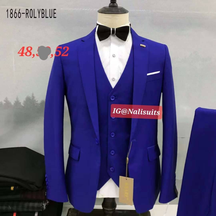 costume bleu