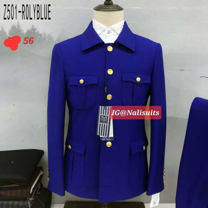 costume bleu