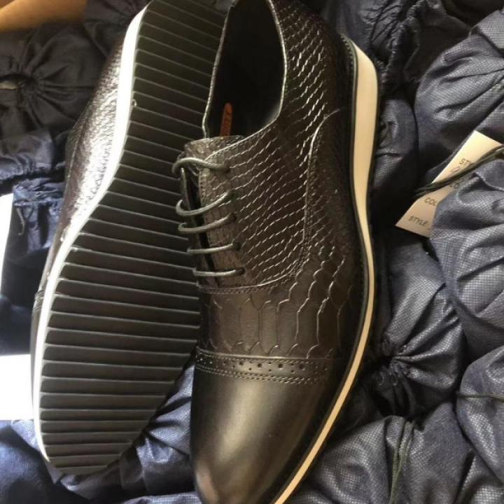 Men shoes
