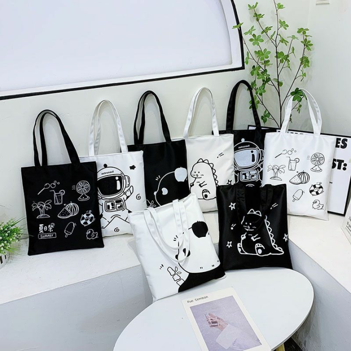 Tote bags