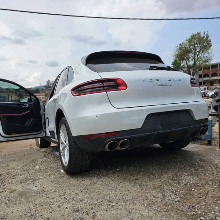 porche Cayenne 2018