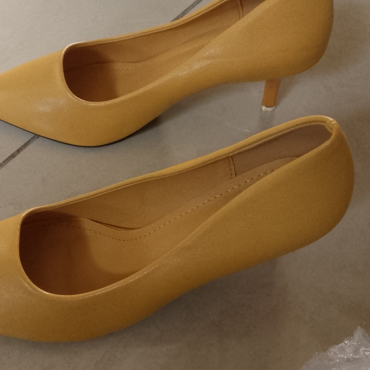 women's shoes