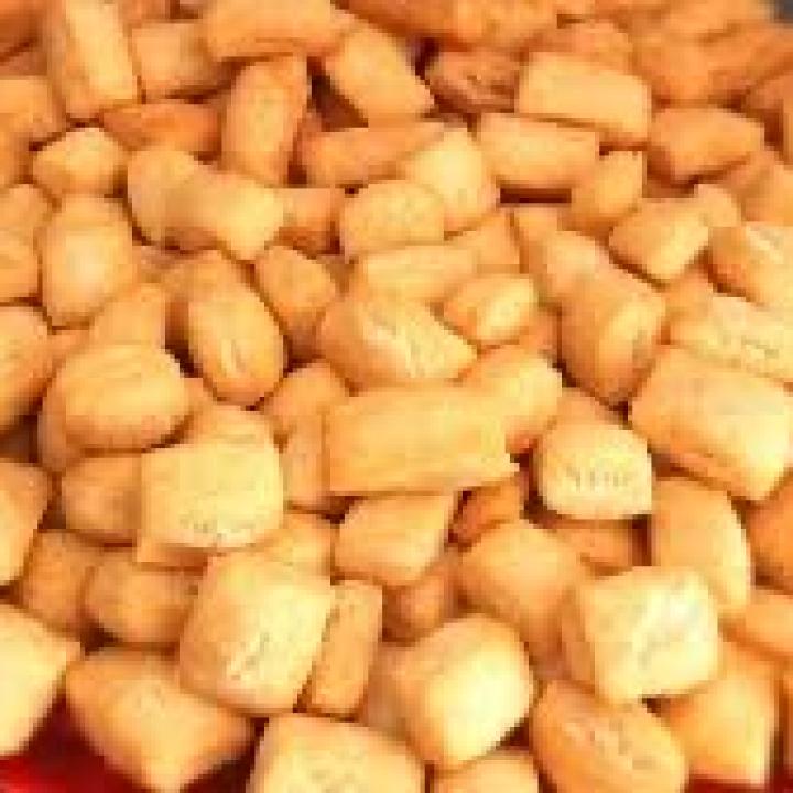 peants and baked chin chin