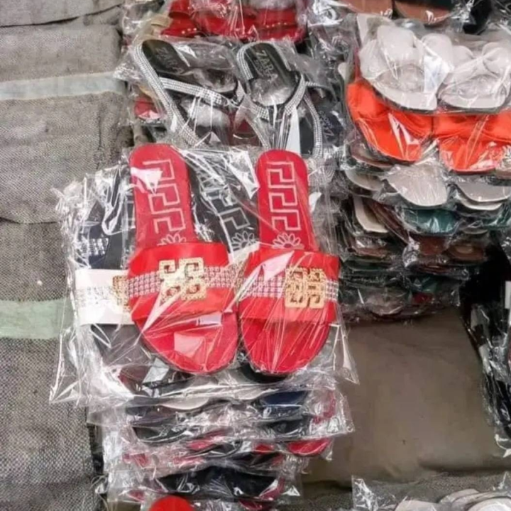slippers