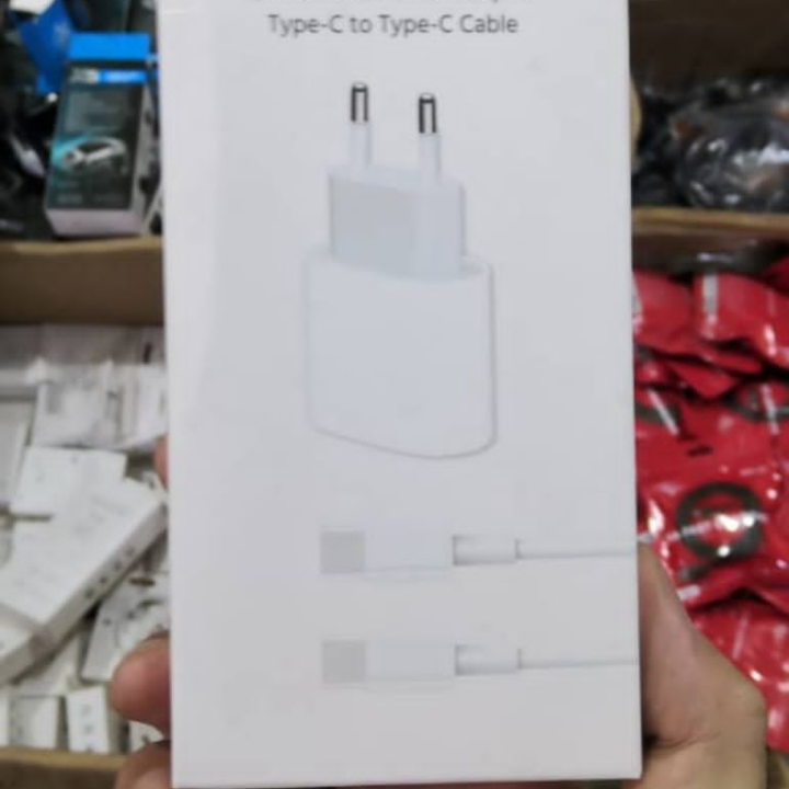 chargeur téléphone
