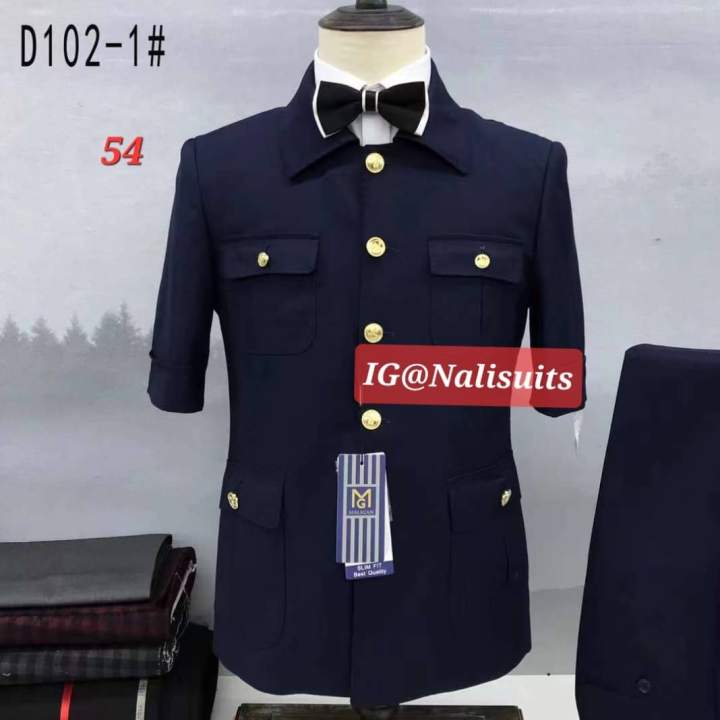 costume bleu