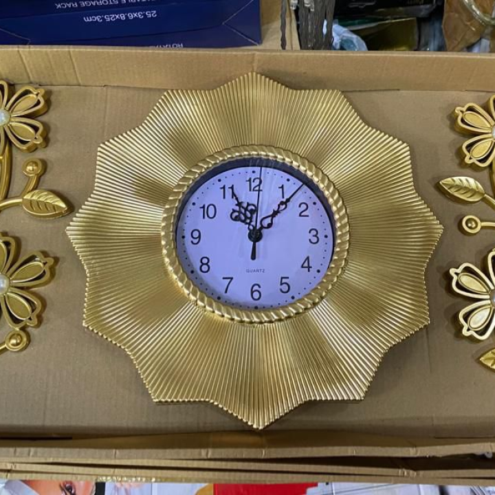 horloge murale decorative