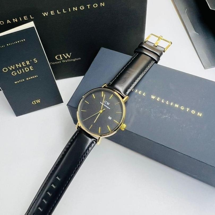 Daniel Wellington leather