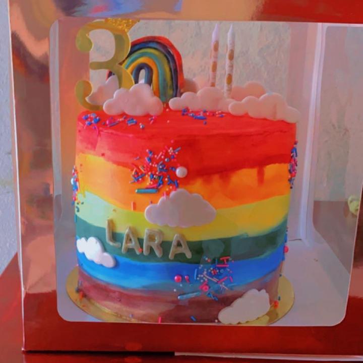 Rainbow Vanila cake