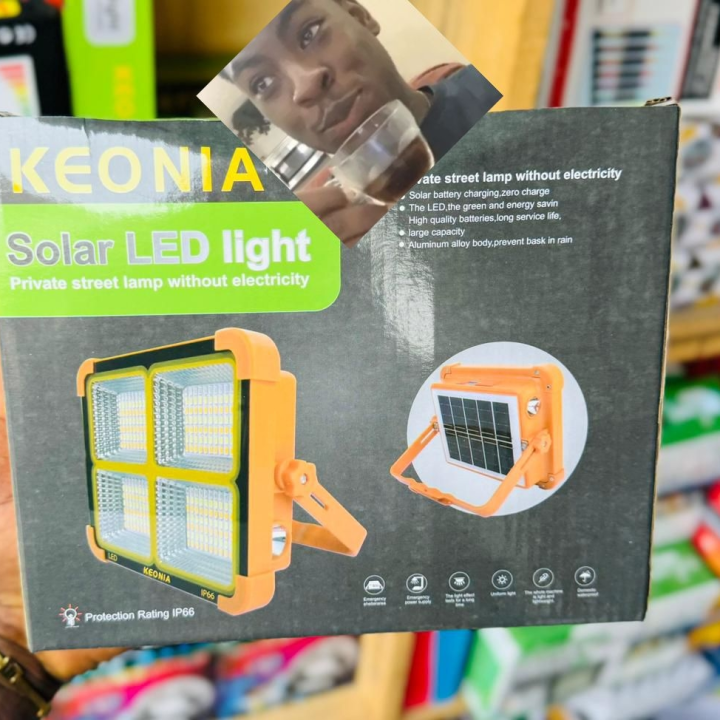 Solar work lights