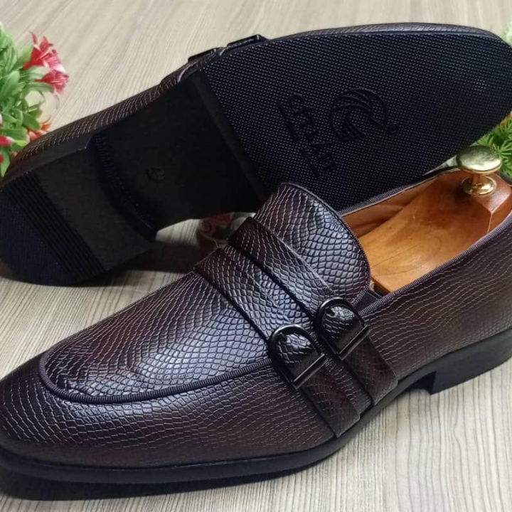 Men shoes Brown color