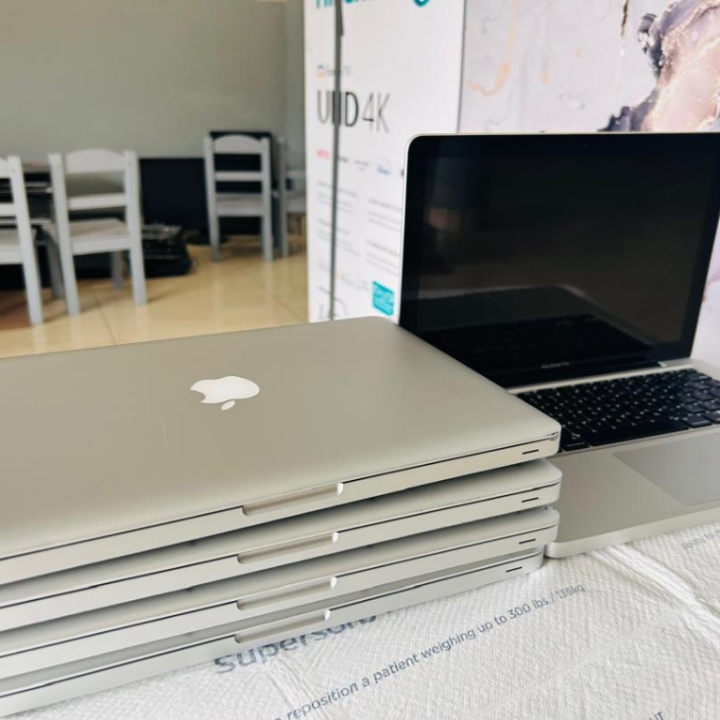 Macbook