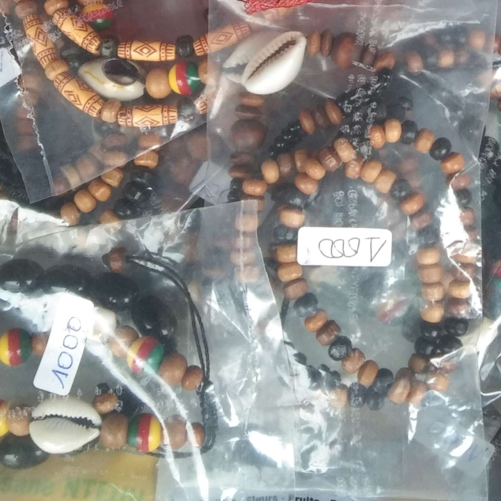 Bracelets Africains en perles en lots