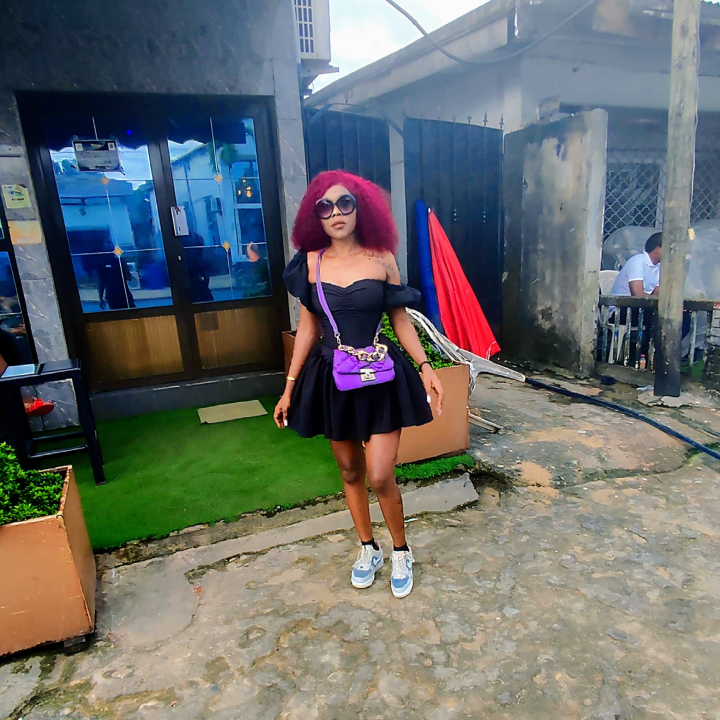 Female designer wears