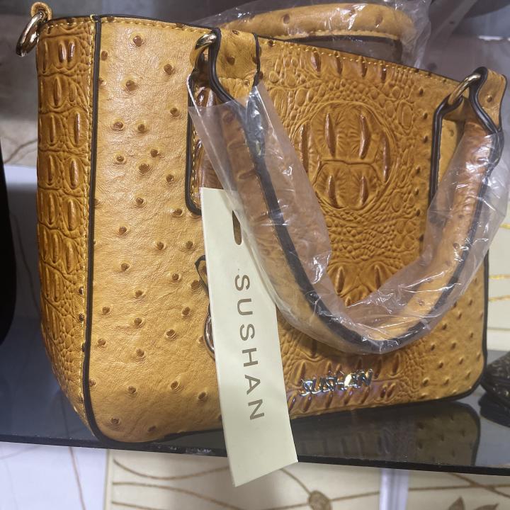 deluxe leather handbag