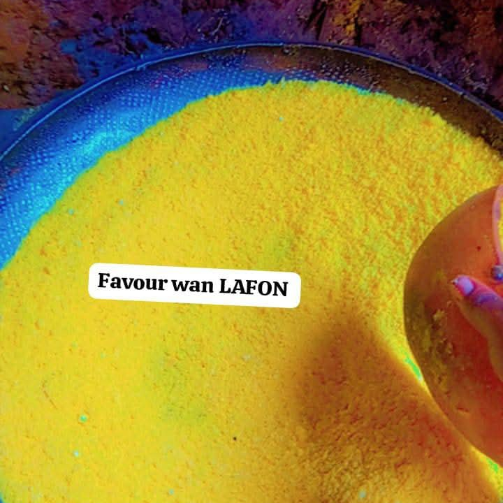 White and yellow village garri
