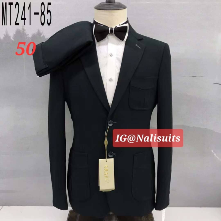costume noir