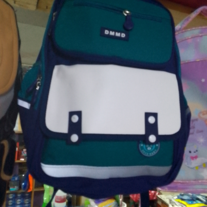 sac de classe verte et blanc