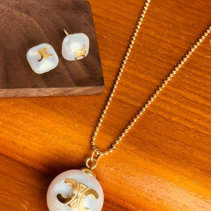 ensemble collier