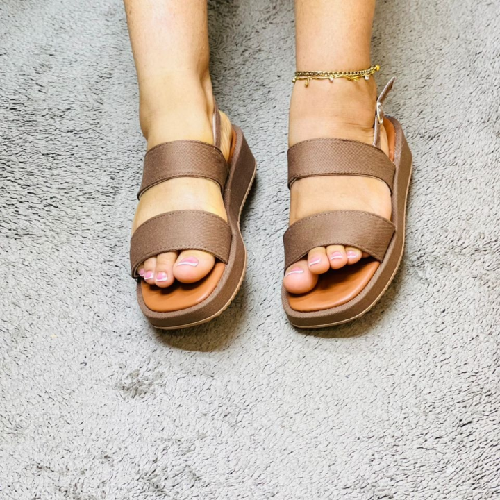 pieds nus femme