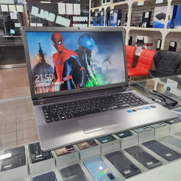 Samsung 550P laptop