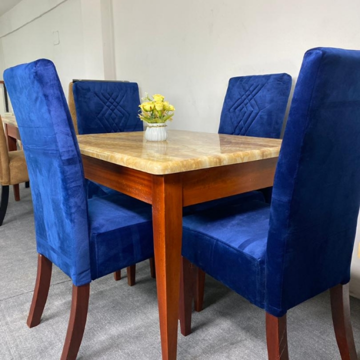 ensemble table et chaises bleue