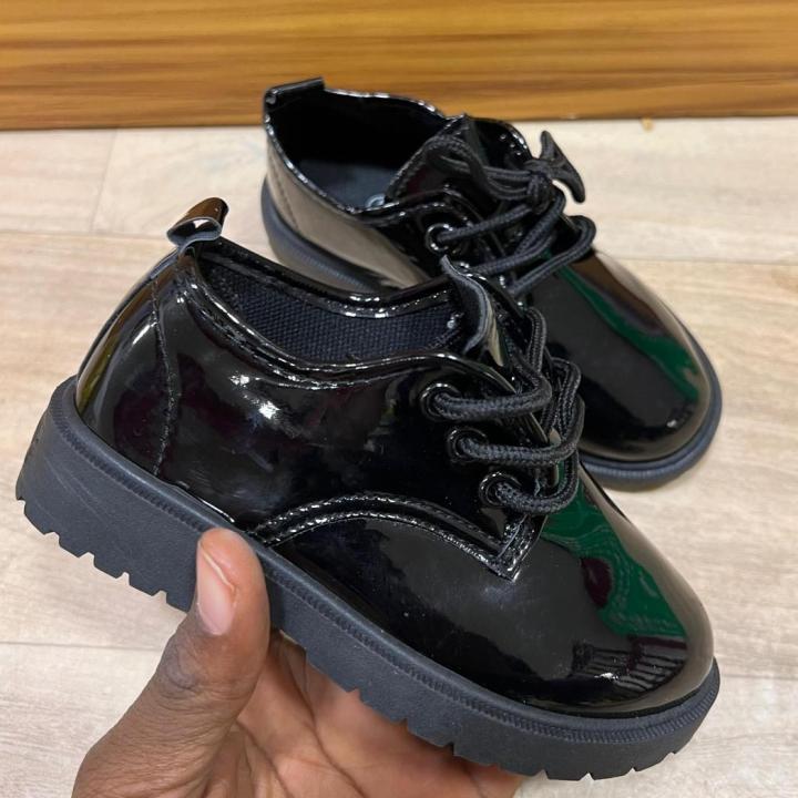 Kids shoes
