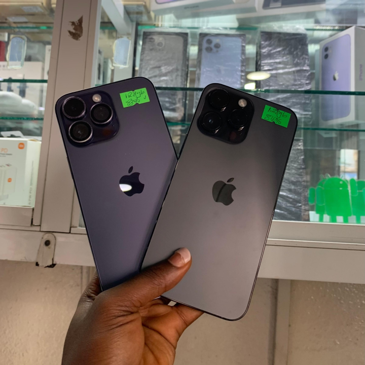 iPhone 14promax….128gb….84%…..