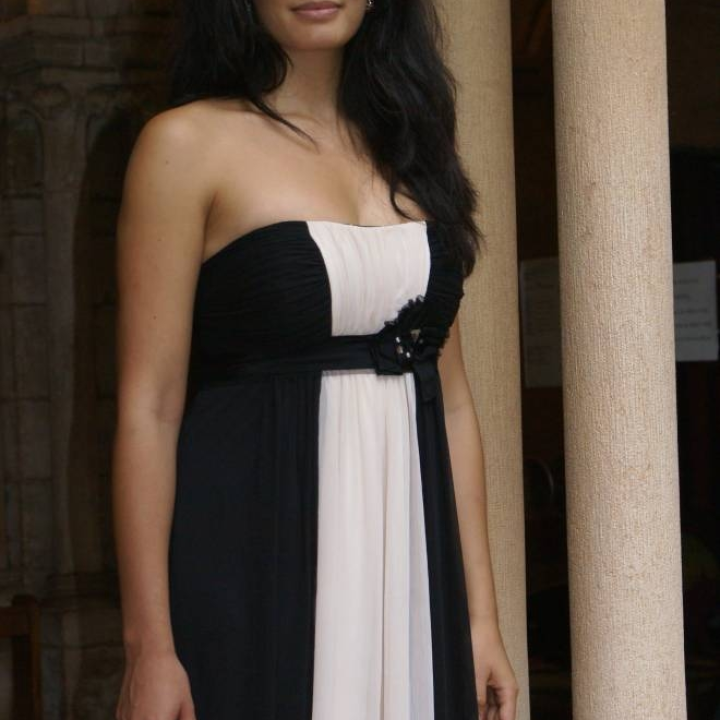 robe de soirée noire blanche