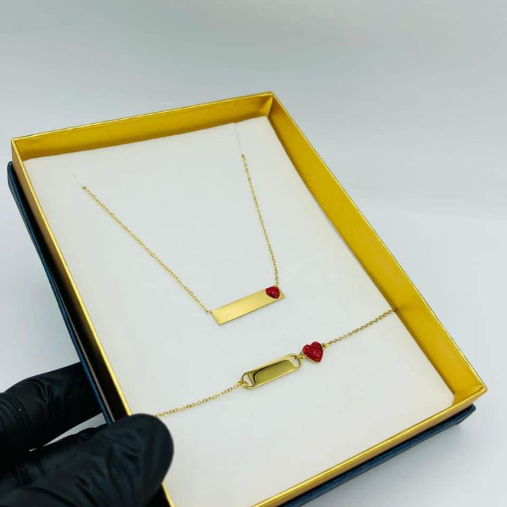 Female chain