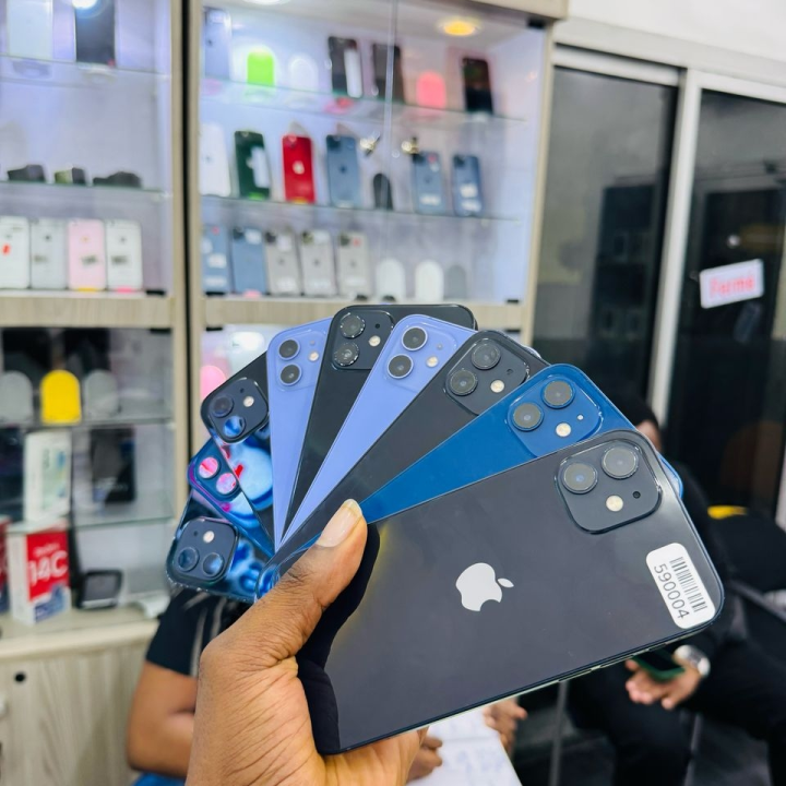 iPhone 12