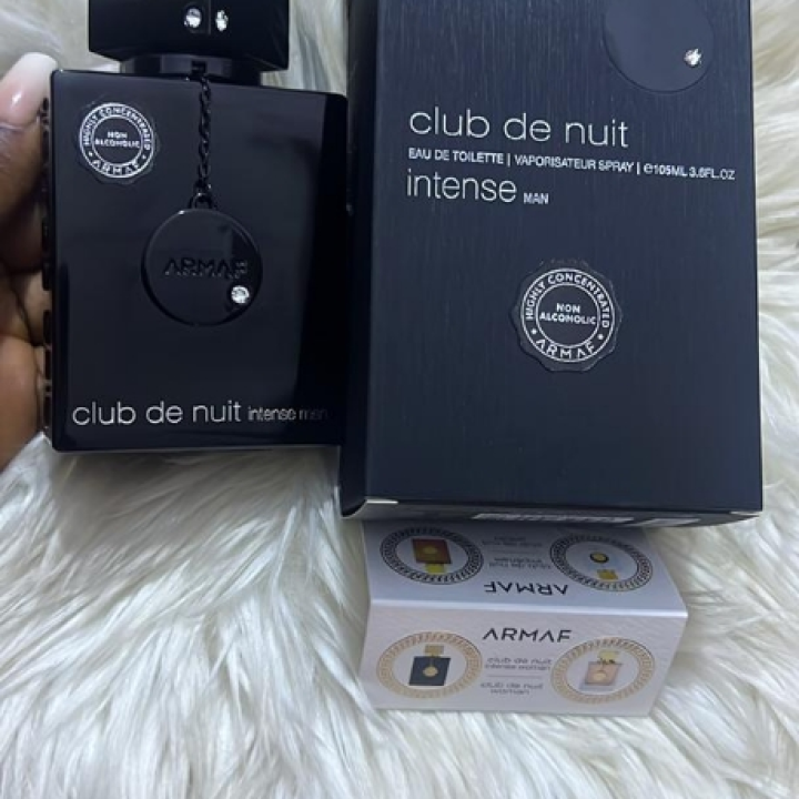 Club de nuit Intense parfums
