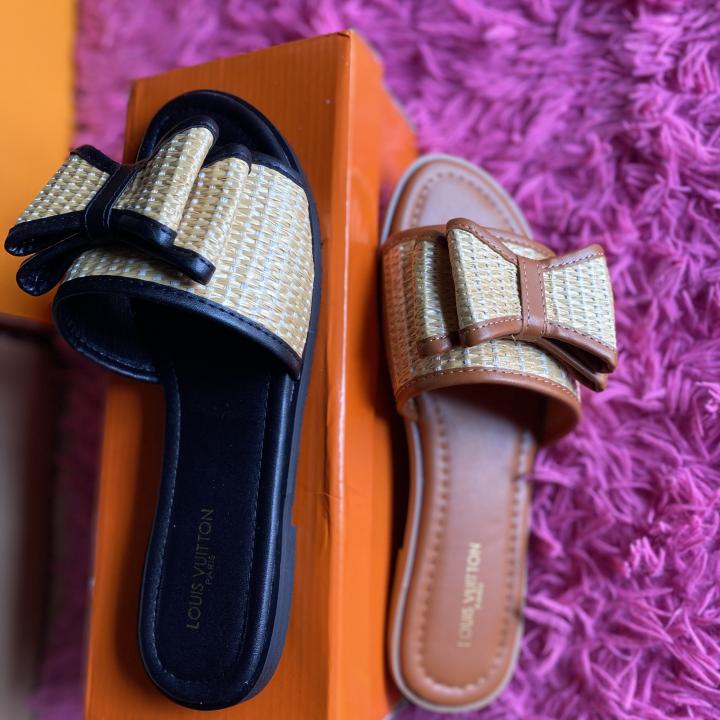 Female low slippers